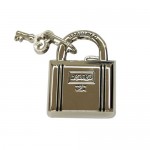 LOCK AND KEY BUCKLE